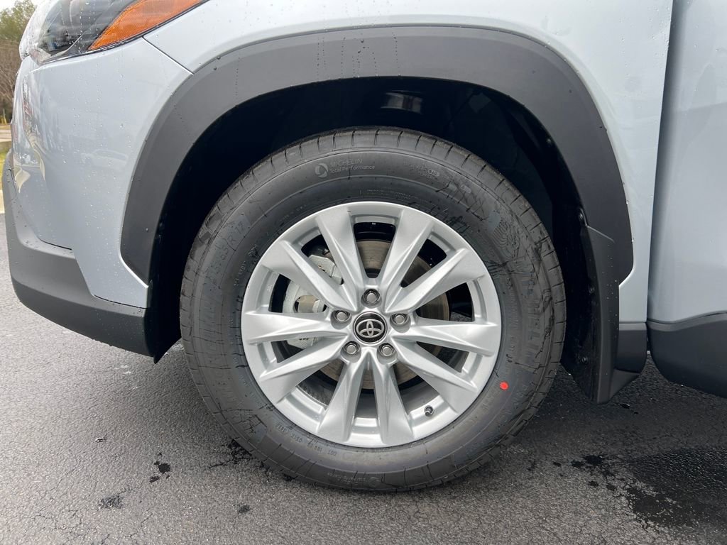 New 2026 Toyota Corolla Cross LE image 24