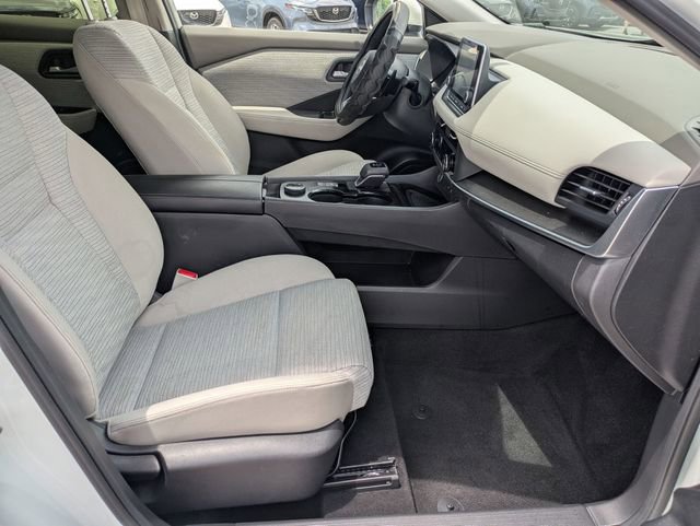 Used 2023 Nissan Rogue SV AWD/4WD image 25