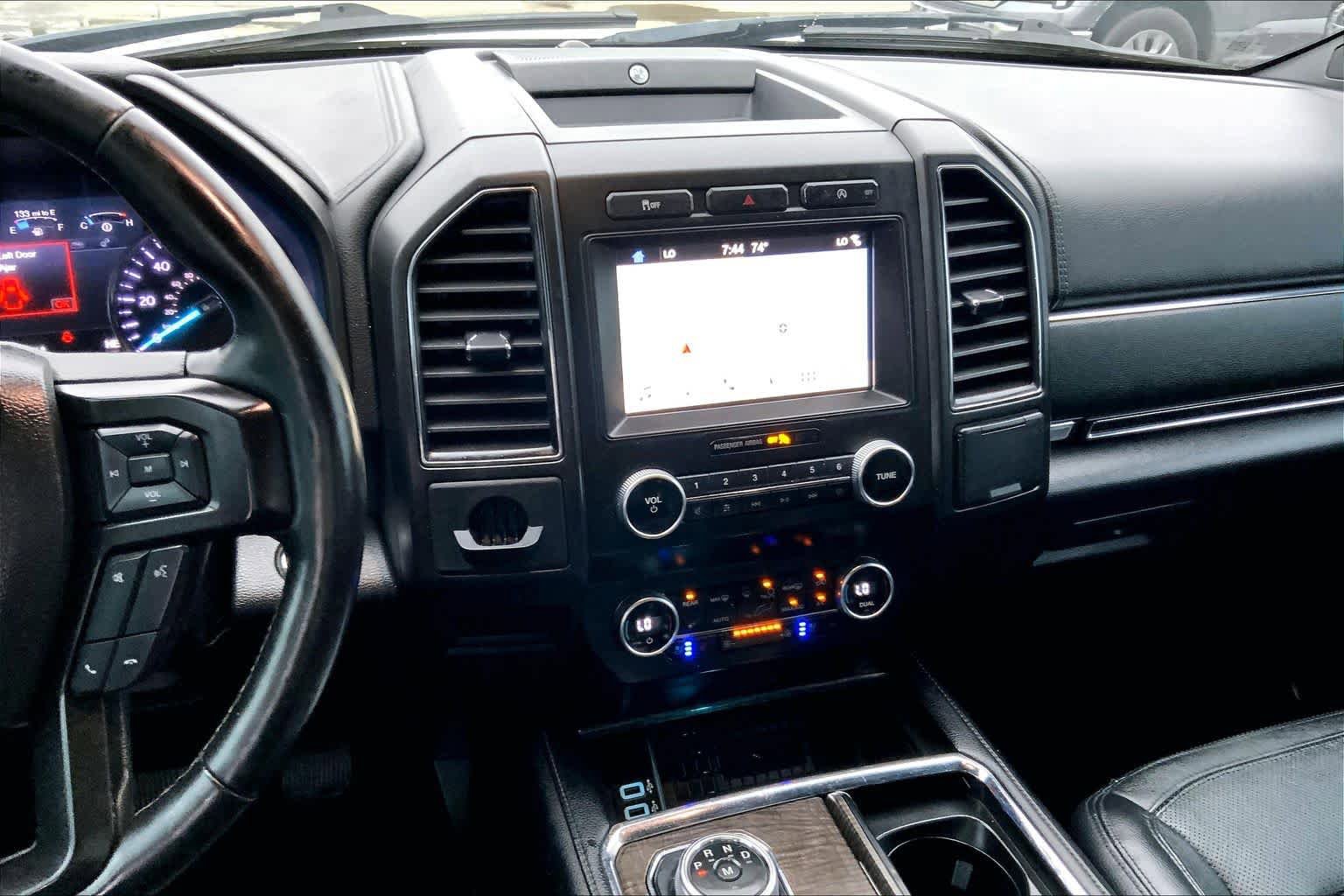 Certified 2019 Ford Expedition Max Limited RWD image 7