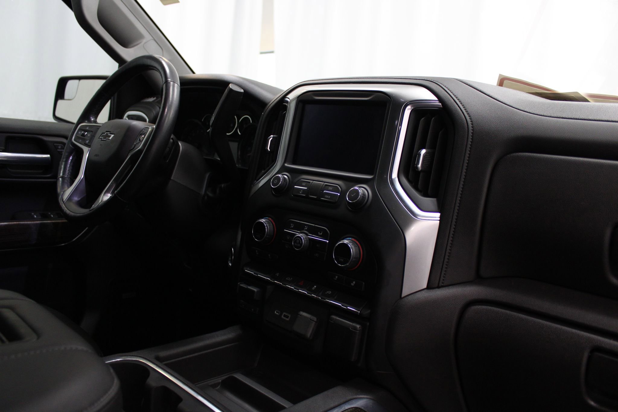 Used 2021 Chevrolet Silverado 1500 RST w/ Convenience Package II image 26