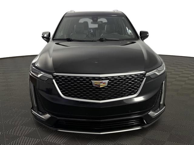 Used 2021 Cadillac XT6 Premium Luxury image 2