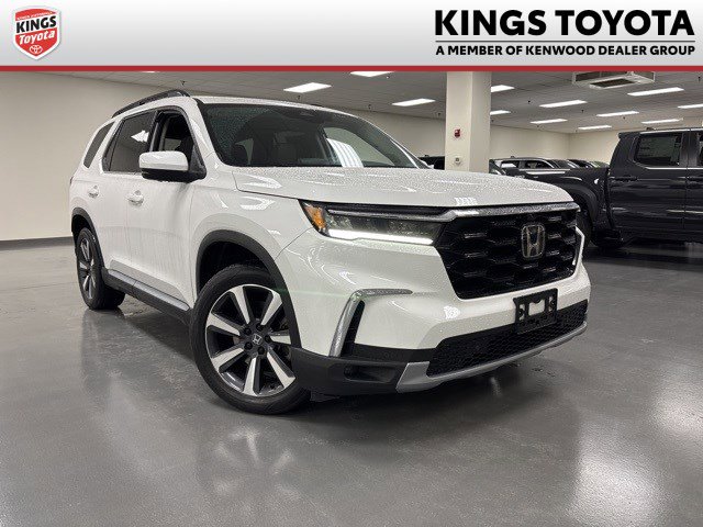 Used 2023 Honda Pilot Elite image 1