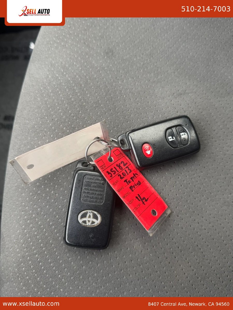 Used 2013 Toyota Prius Three FWD image 15