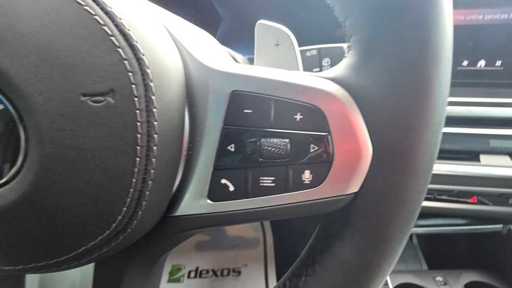 Used 2026 BMW X5 sDrive40i w/ M Sport Package image 17