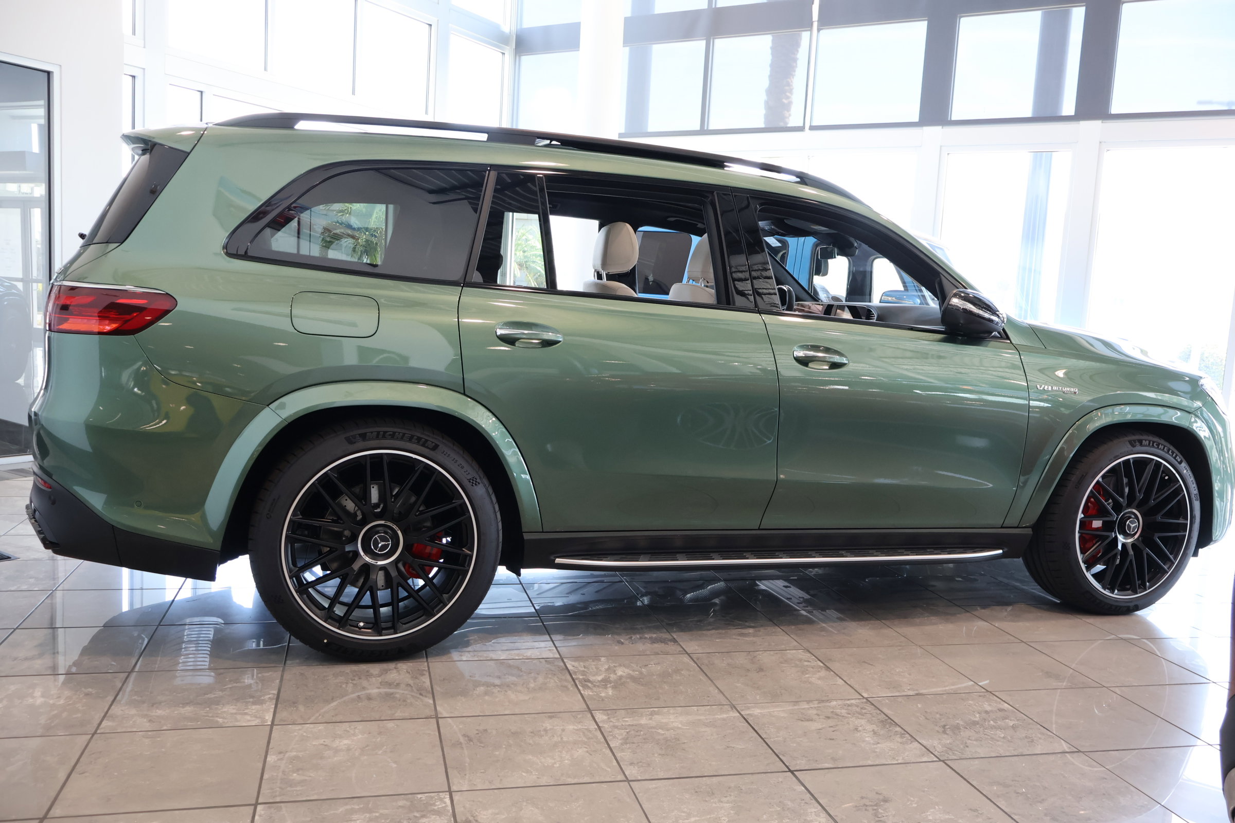 New 2026 Mercedes-Benz GLS 63 AMG 4MATIC image 7