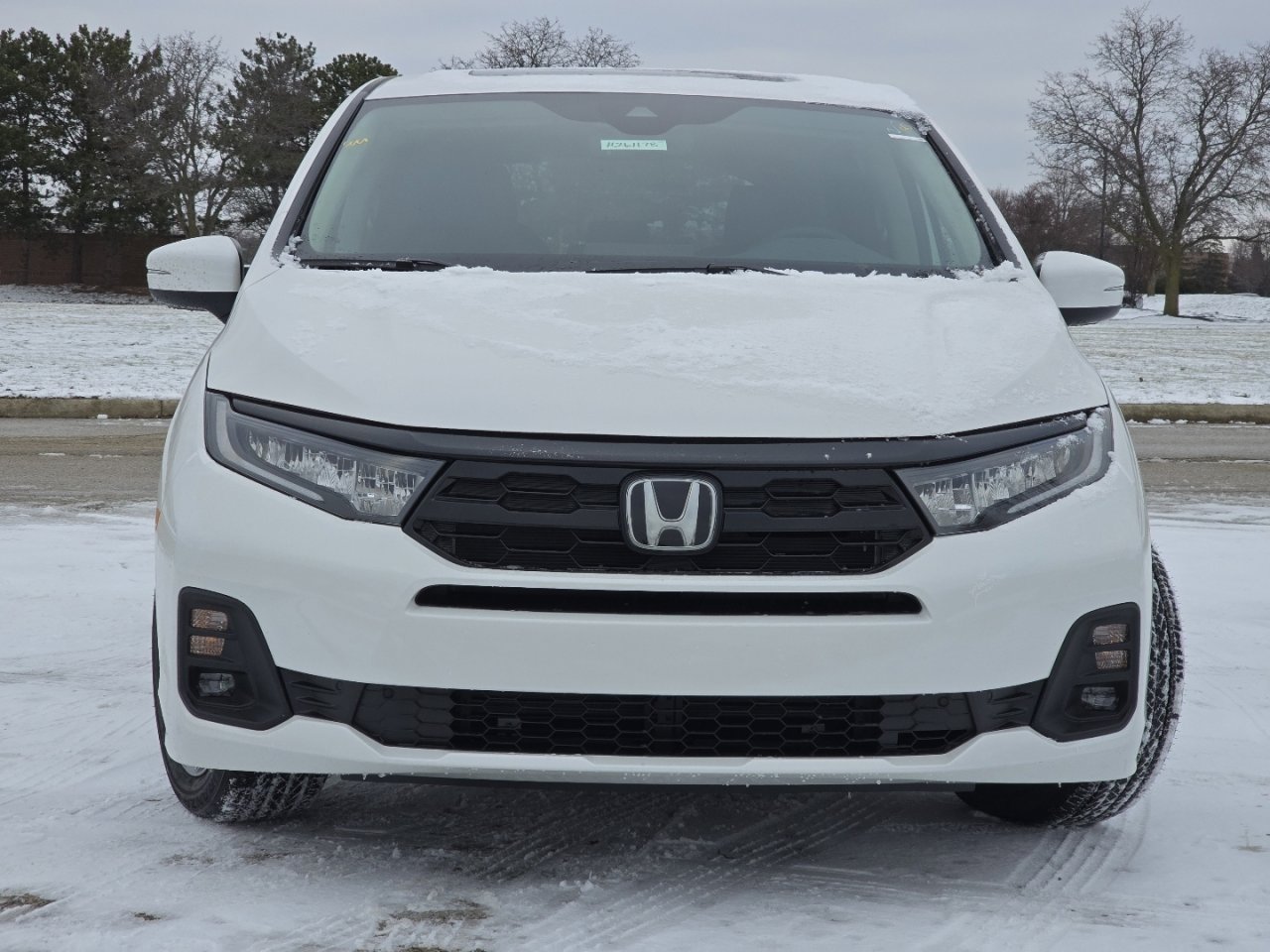 New 2026 Honda Odyssey Touring image 14