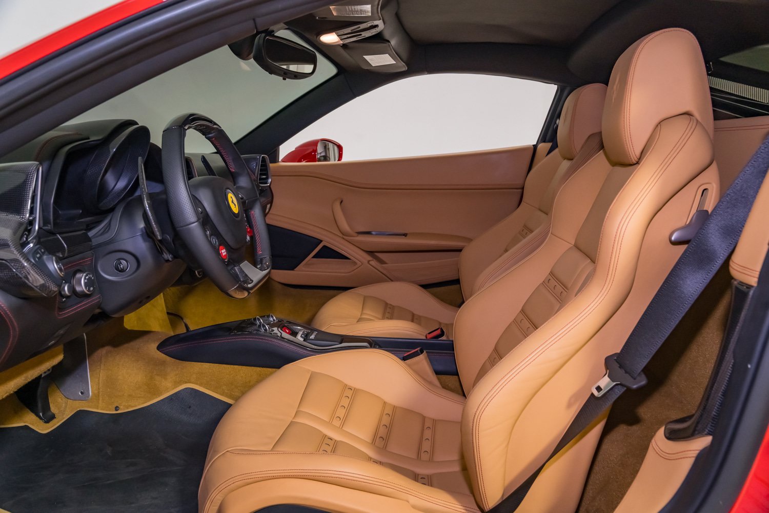 Used 2010 Ferrari 458 Italia Coupe RWD image 17