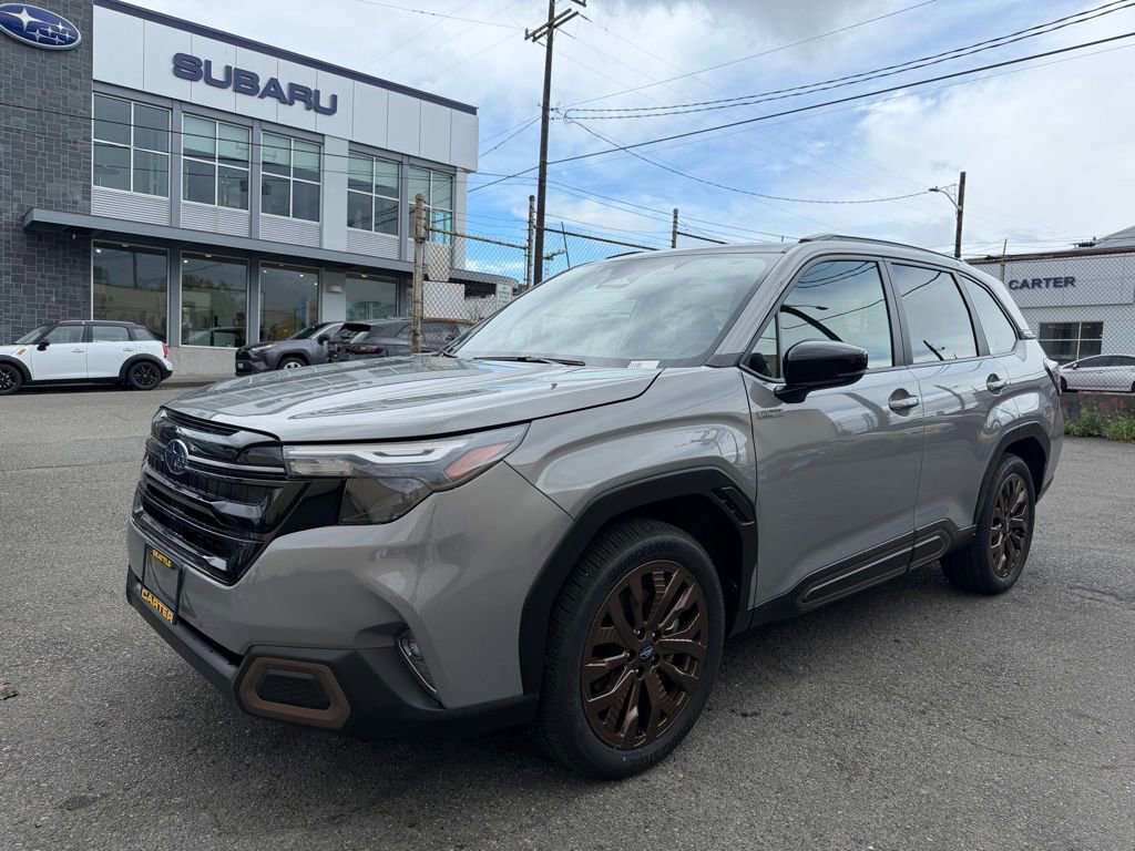 Used 2025 Subaru Forester Sport AWD/4WD image 3