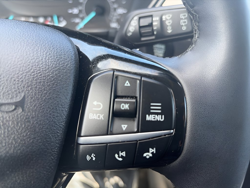 Used 2022 Ford Escape SE w/ Cold Weather Package FWD image 27