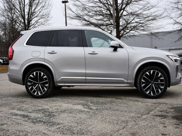 Certified 2025 Volvo XC90 B6 Plus image 8
