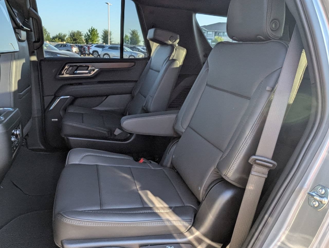 New 2026 GMC Yukon Denali w/ Denali Reserve Package AWD/4WD image 20