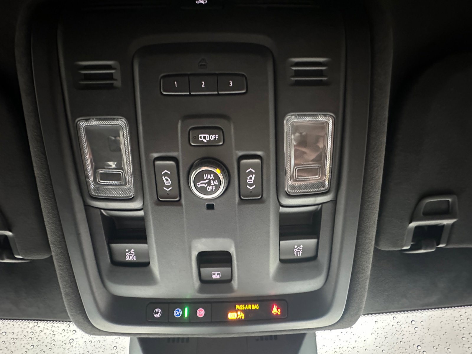Used 2021 Cadillac Escalade Sport Platinum w/ LPO, ONYX Package AWD/4WD image 19