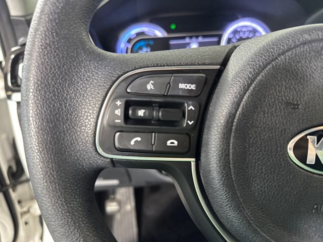 Used 2021 Kia Niro LX image 15