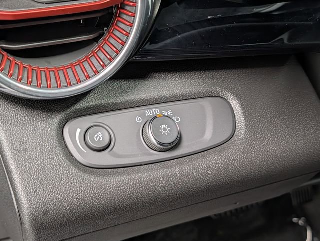 New 2026 Chevrolet Trax RS w/ Sunroof Package image 18