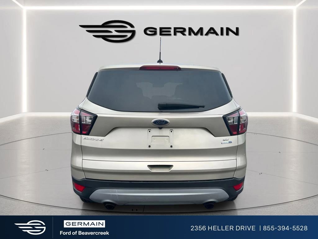 Used 2017 Ford Escape SE w/ SE Cold Weather Package image 5