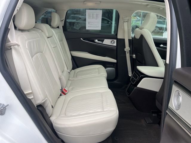 Used 2022 Lincoln Nautilus Black Label w/ Class II Trailer Tow Package image 20