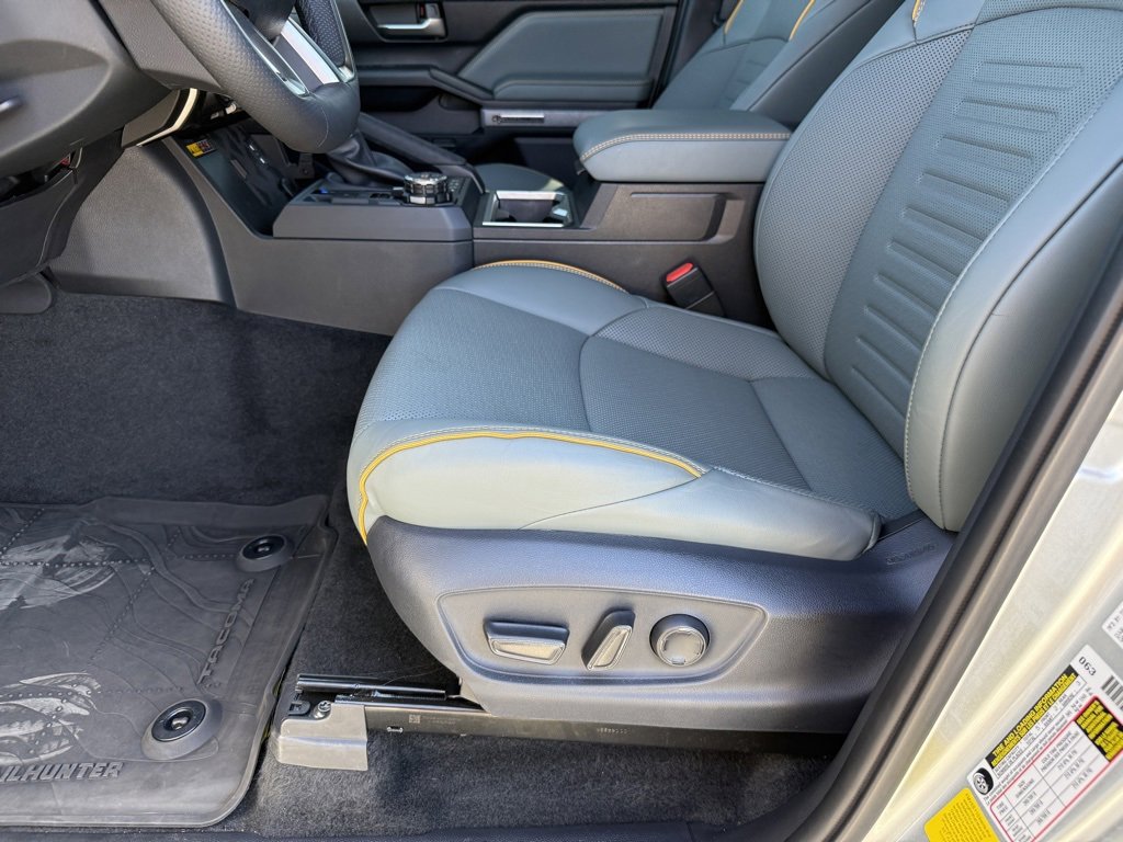 Certified 2025 Toyota Tacoma Trailhunter image 16