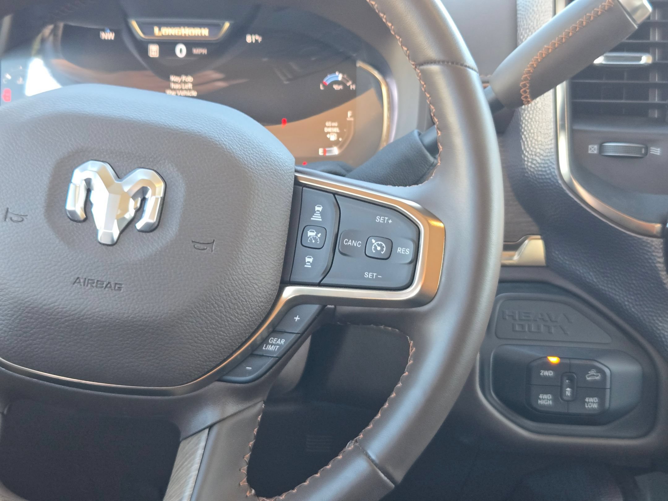 Used 2025 RAM 2500 Limited AWD/4WD image 19