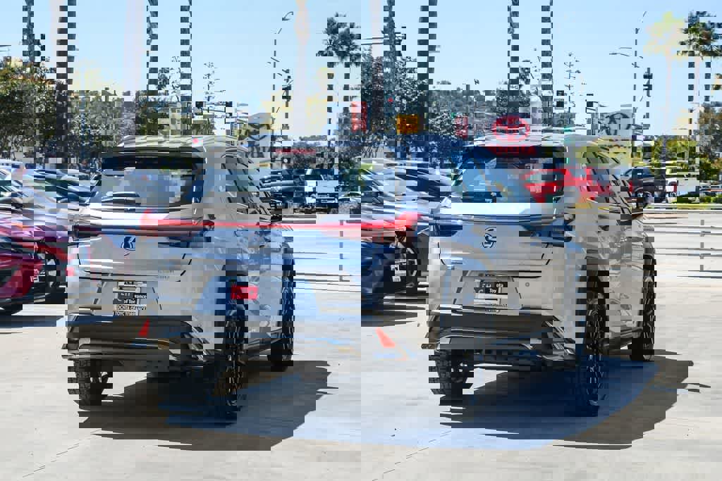 Used 2021 Lexus UX 250h F Sport w/ Accessory Package (Z1) AWD/4WD image 7