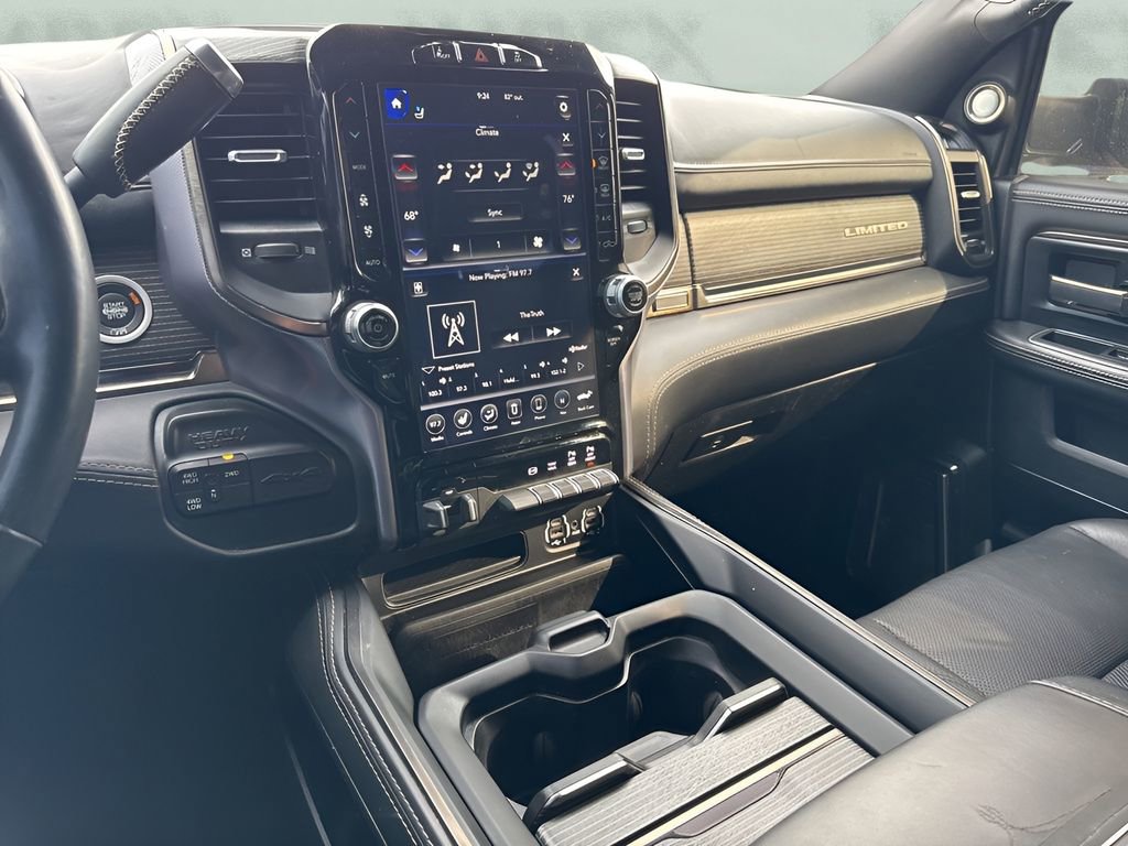 Used 2020 RAM 2500 Limited AWD/4WD image 17