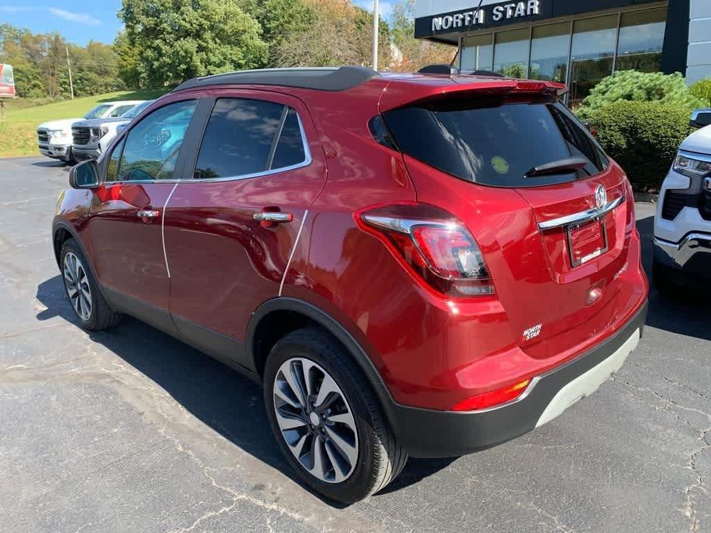 Certified 2022 Buick Encore Preferred AWD/4WD image 3