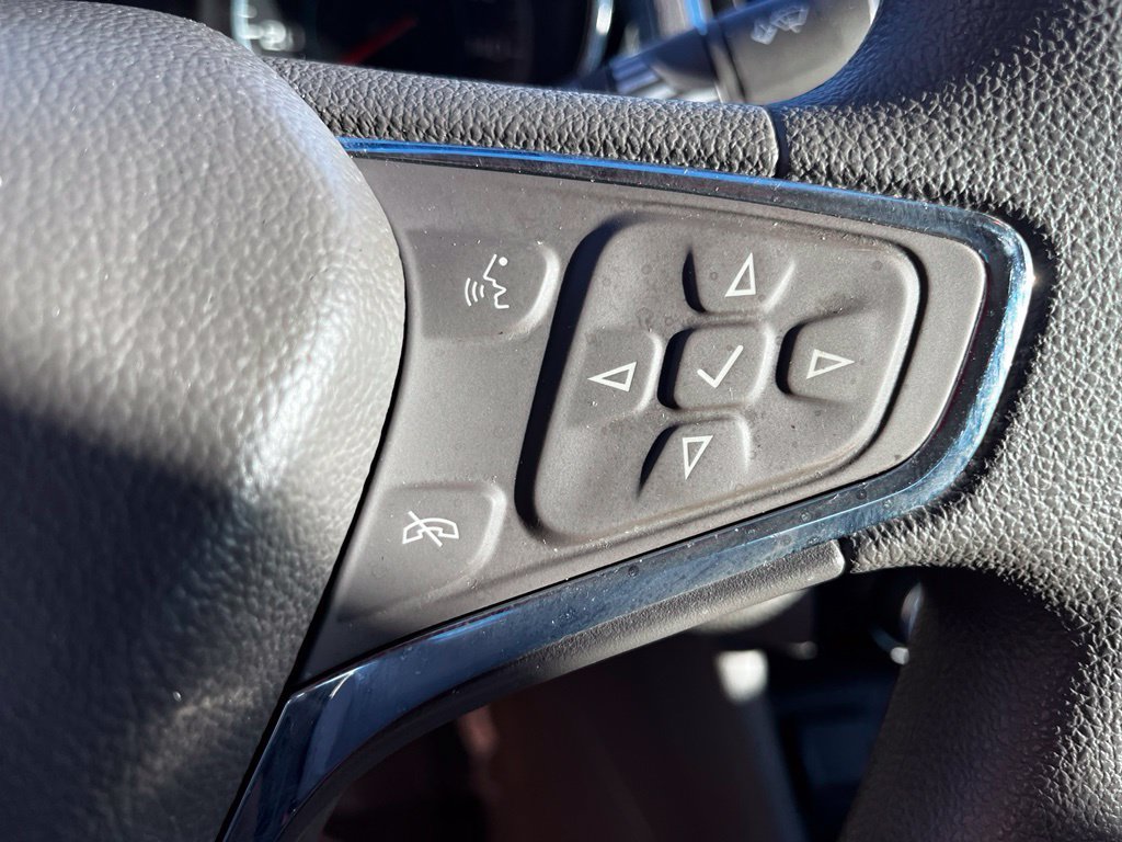 Used 2018 Chevrolet Cruze LT w/ Convenience Package FWD image 12