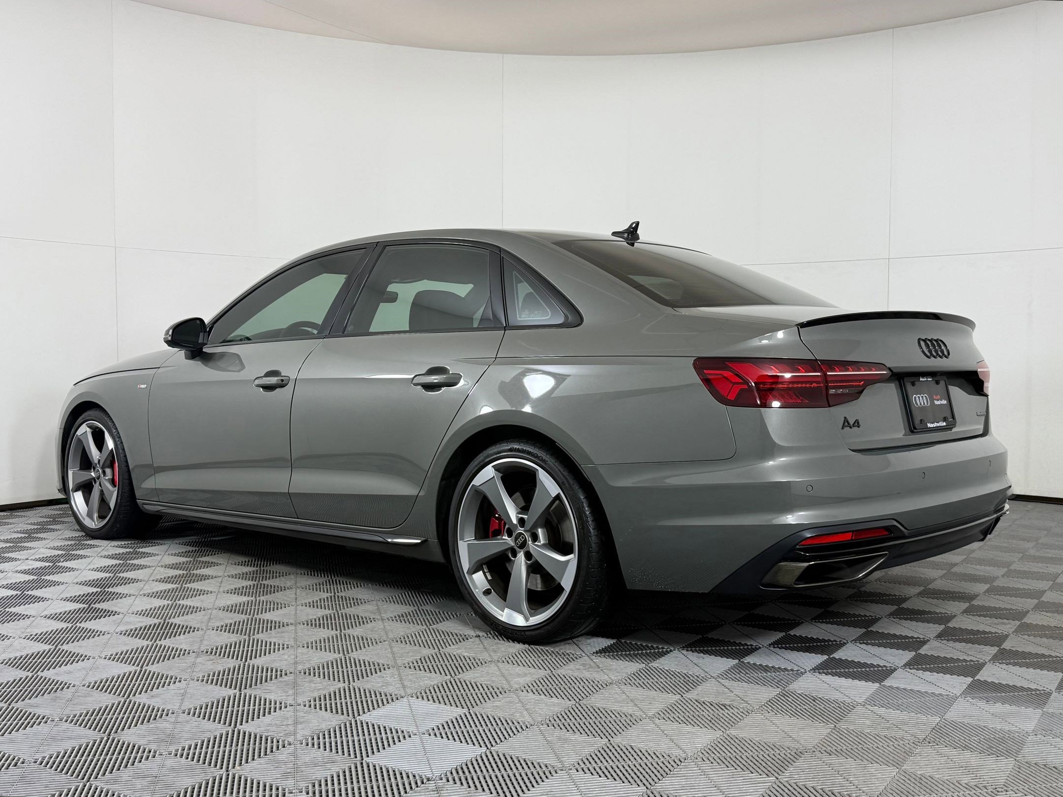 Used 2023 Audi A4 2.0T Premium Plus w/ Premium Plus Package image 3