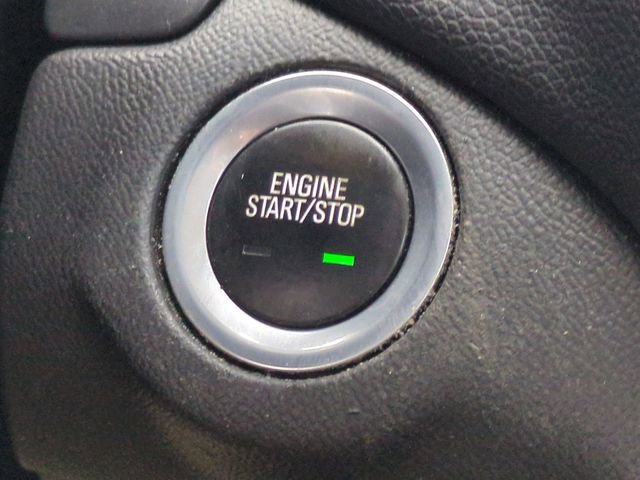 Used 2018 Chevrolet Equinox LT FWD image 33