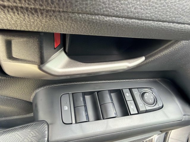 Certified 2025 Toyota Tacoma TRD Off-Road AWD/4WD image 9