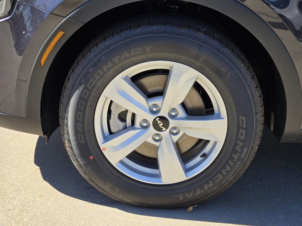 New 2026 Kia Sorento LX image 8