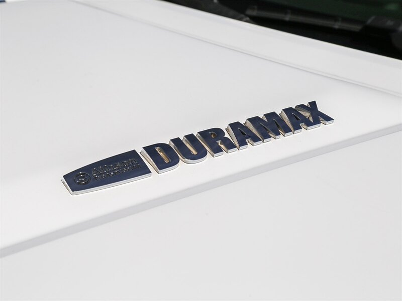 Used 2015 GMC Sierra 3500 Denali w/ Duramax Plus Package AWD/4WD image 11