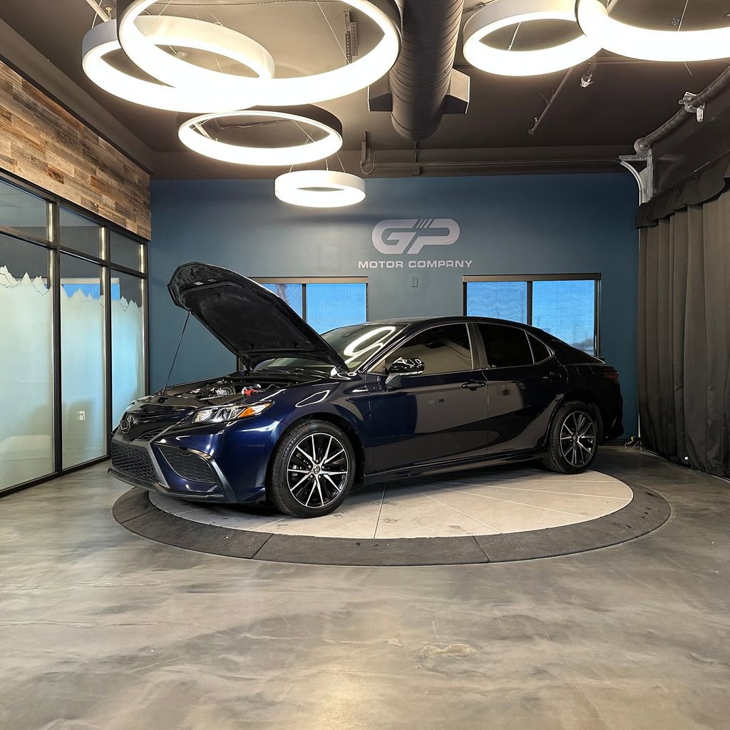 Used 2022 Toyota Camry SE image 26
