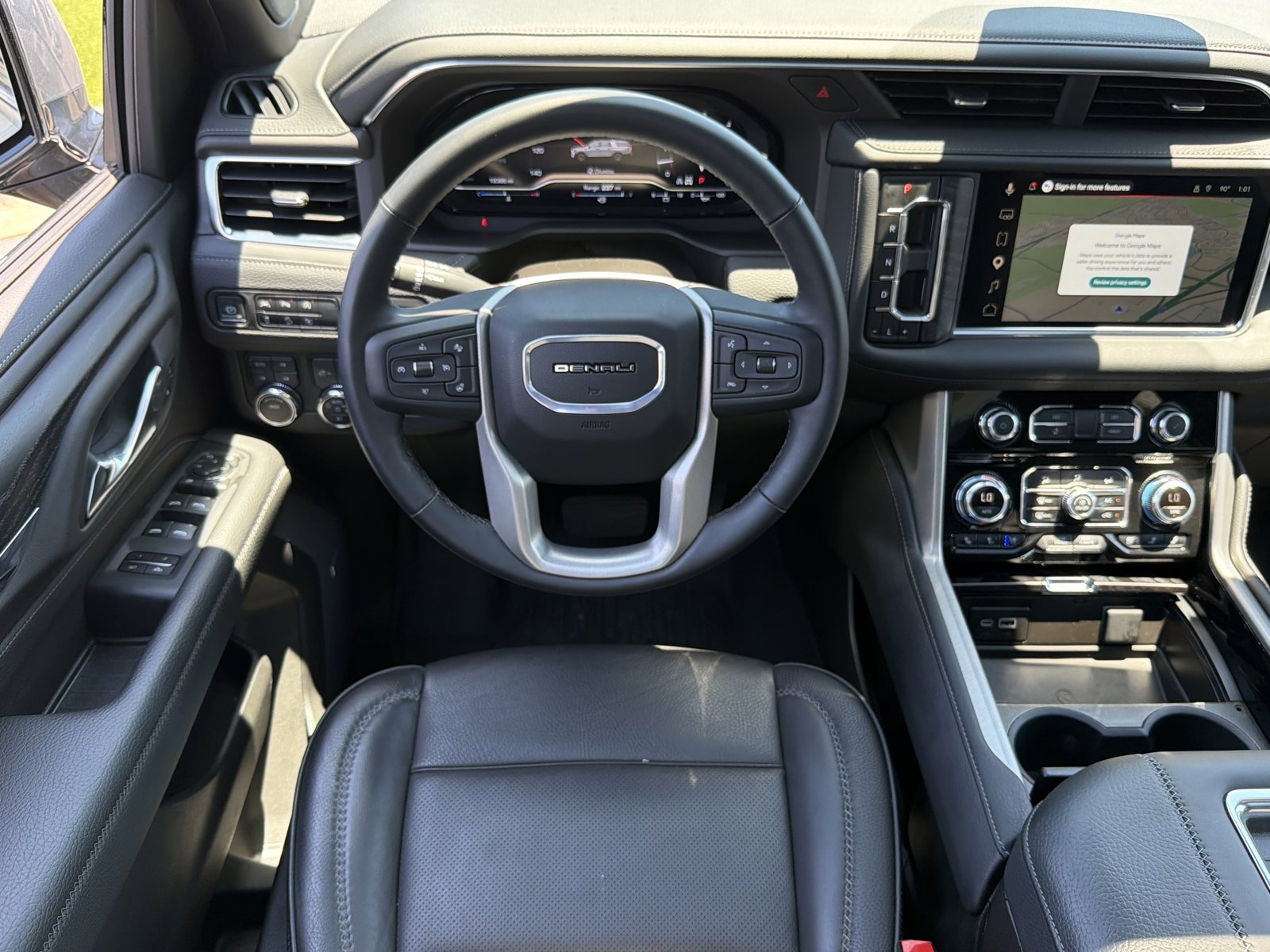 Used 2024 GMC Yukon Denali w/ Max Trailering Package AWD/4WD image 31