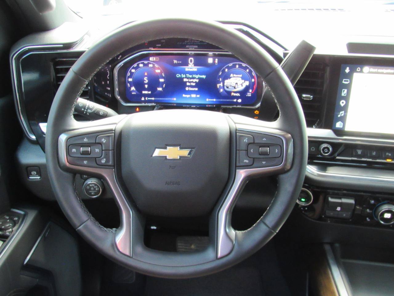 Used 2026 Chevrolet Silverado 3500 High Country w/ Technology Package AWD/4WD image 27