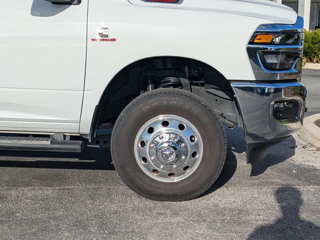 Used 2025 RAM 3500 Tradesman image 9