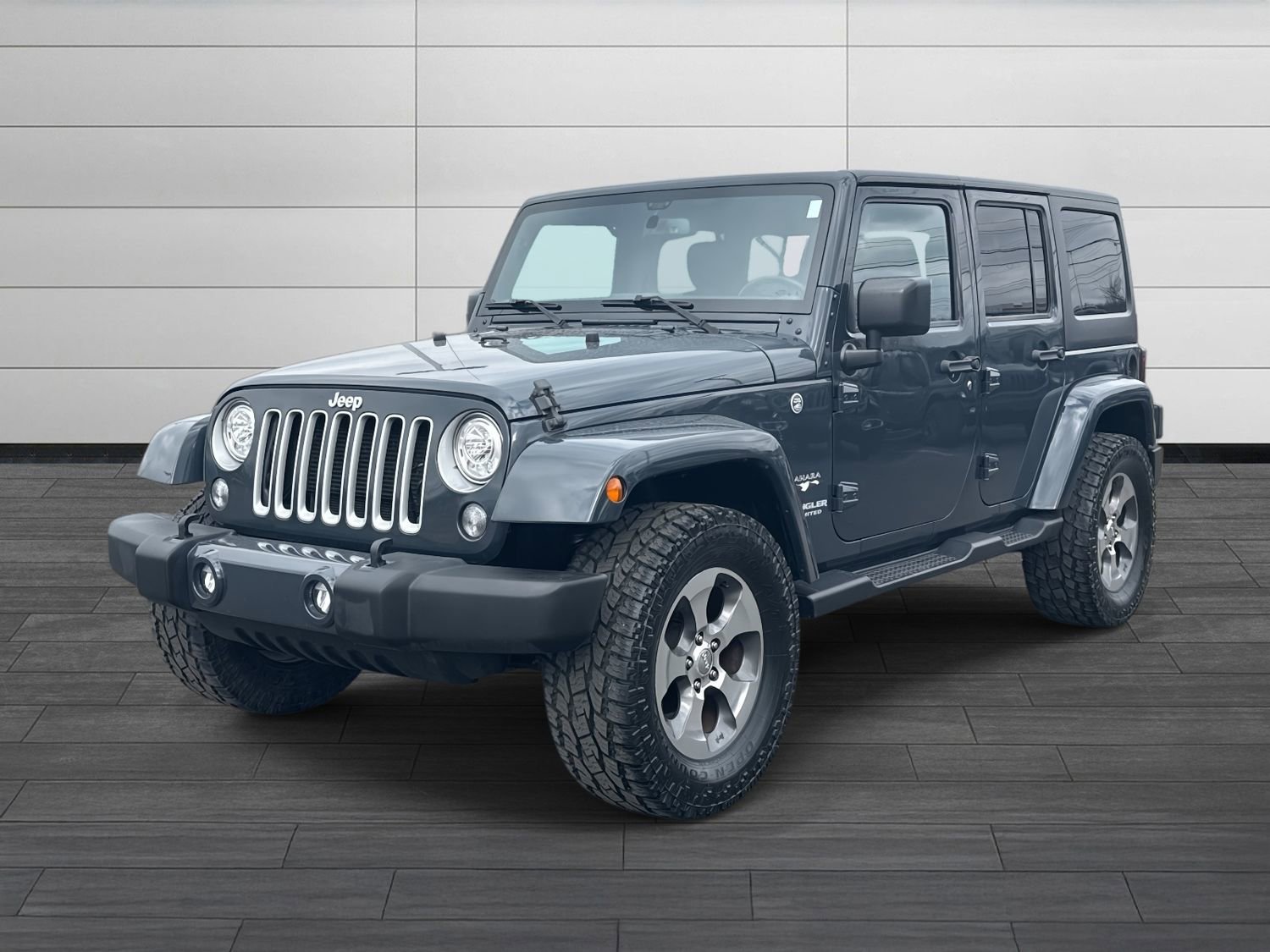 Used 2017 Jeep Wrangler Unlimited Sahara w/ Max Tow Package image 8