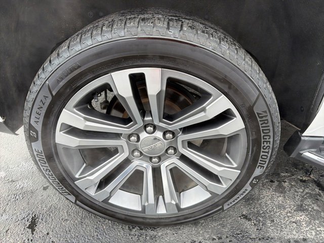 Used 2018 GMC Yukon Denali w/ Open Road Package image 35