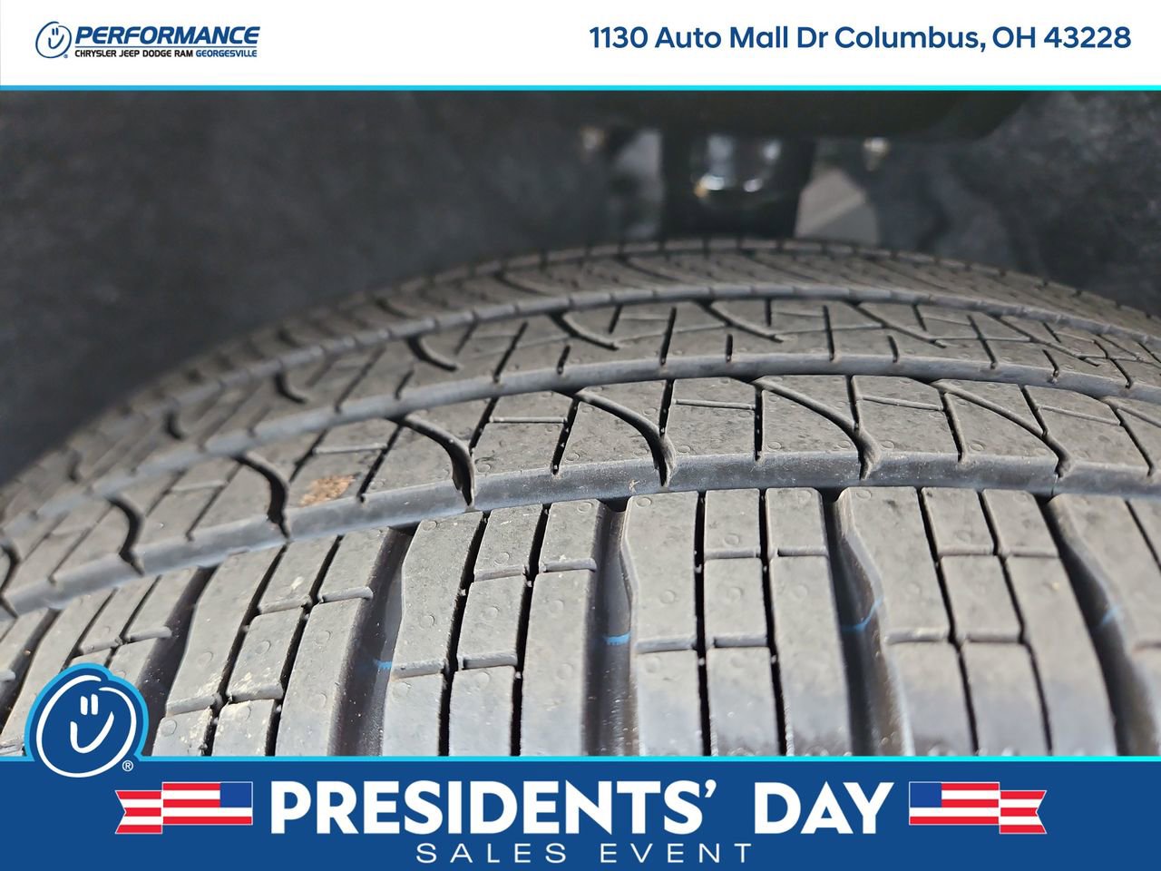 New 2026 Chrysler Pacifica Pinnacle w/ Trailer Tow Group image 10