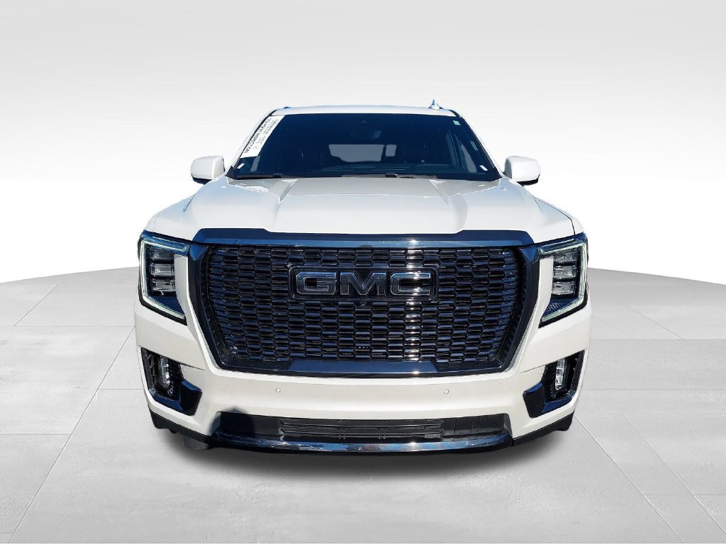 Used 2024 GMC Yukon Denali Ultimate AWD/4WD image 8