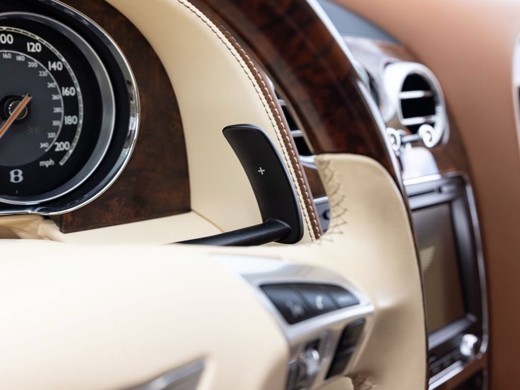 Used 2015 Bentley Flying Spur W12 AWD/4WD image 38