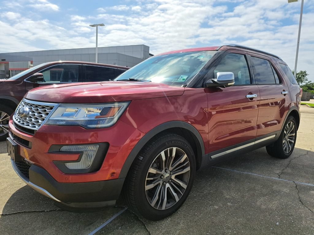 Used 2017 Ford Explorer Platinum AWD/4WD image 1