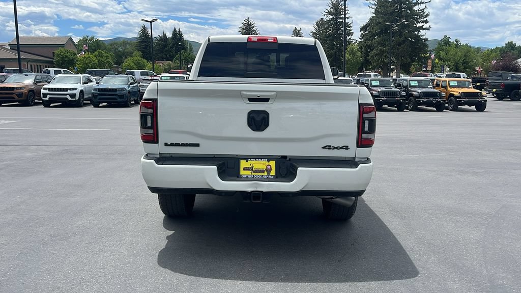 Used 2022 RAM 3500 Laramie AWD/4WD image 4
