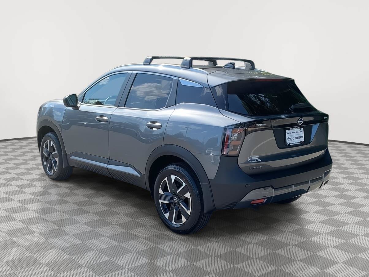 New 2026 Nissan Kicks SV w/ Cold Weather Package AWD/4WD image 3