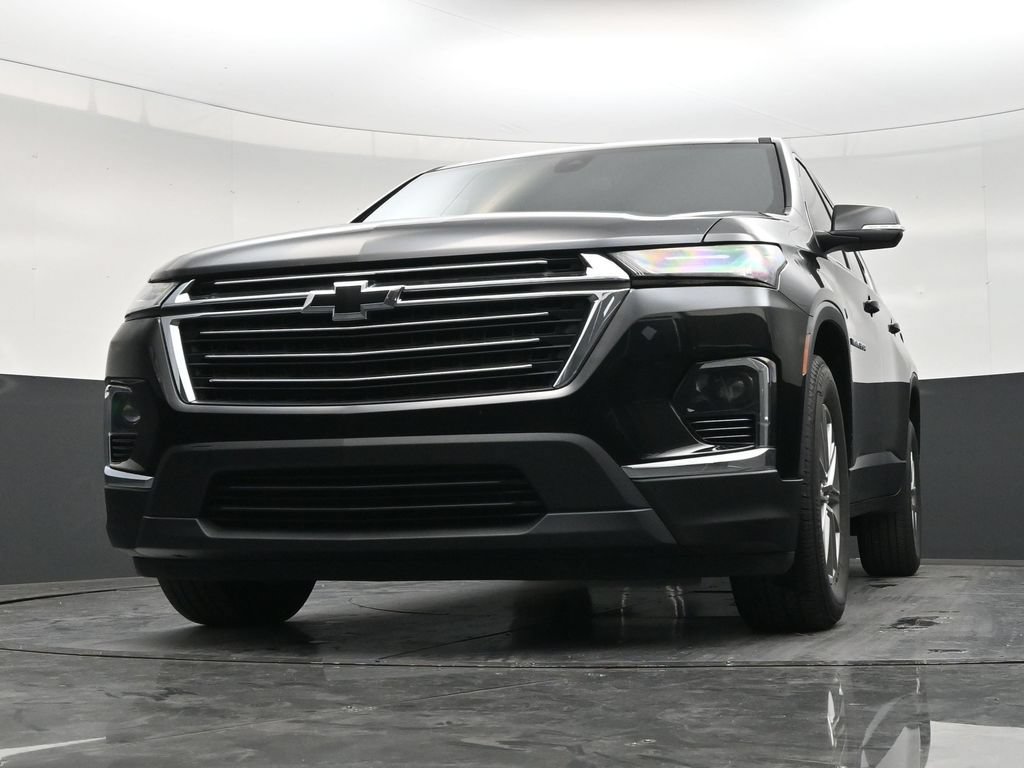 Used 2023 Chevrolet Traverse LT FWD image 26
