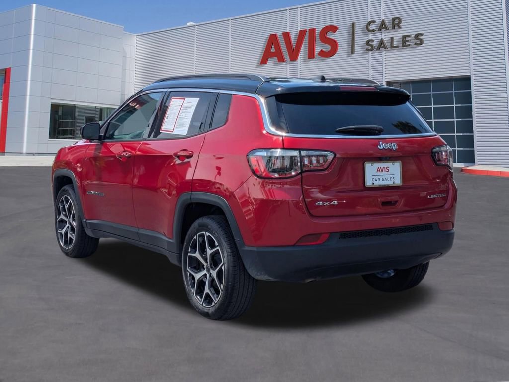 Used 2025 Jeep Compass Limited AWD/4WD image 9