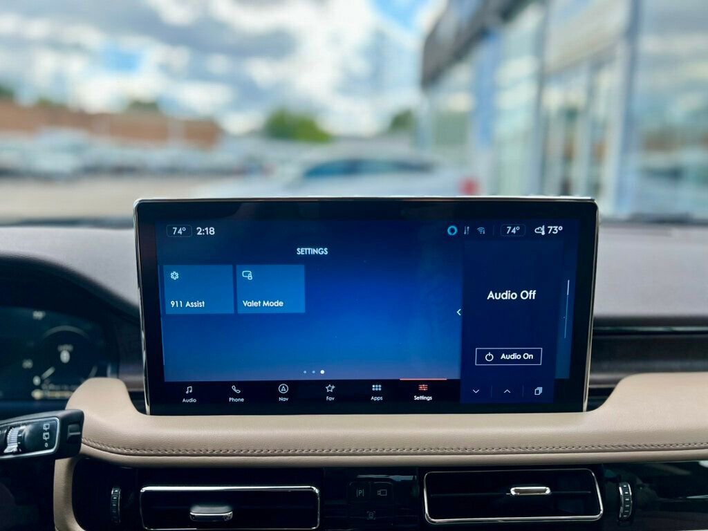 Used 2022 Lincoln Nautilus Reserve w/ Equipment Group 201A image 24