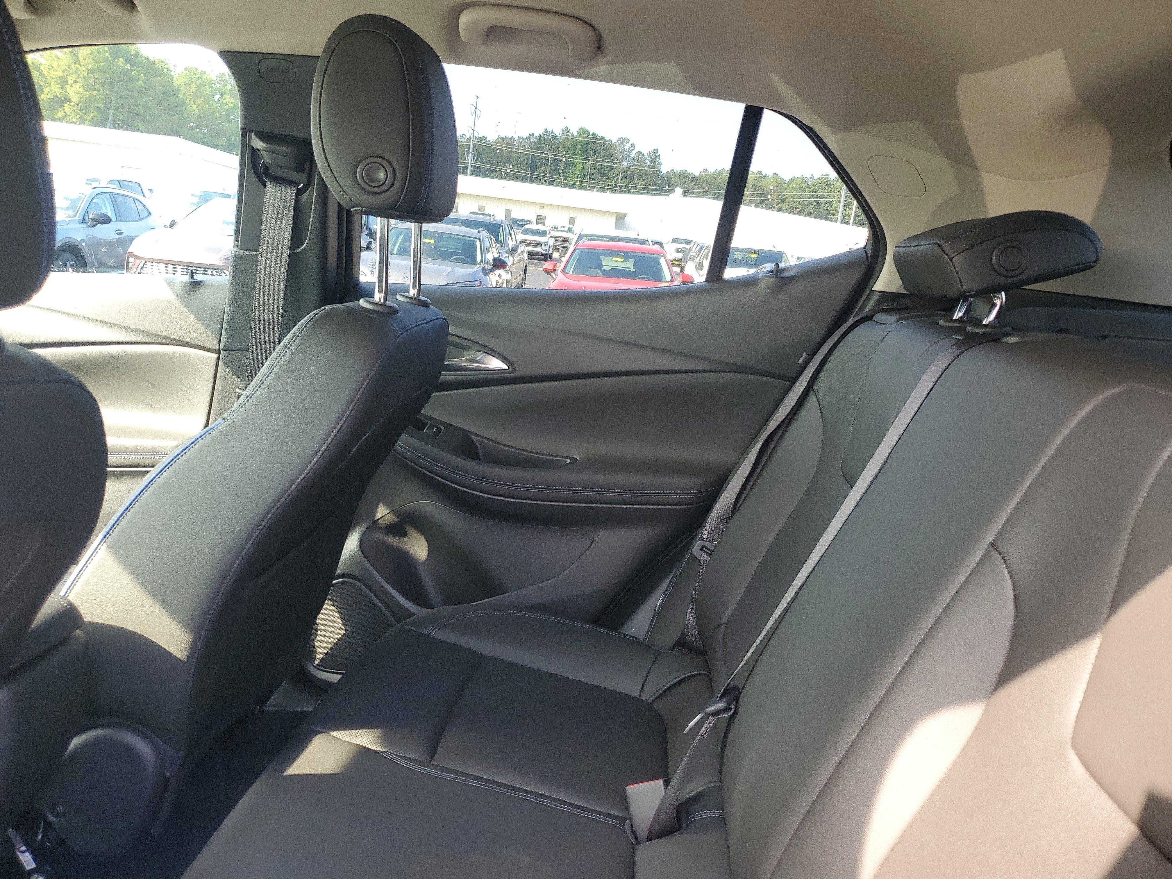 New 2026 Buick Encore GX Sport Touring image 8