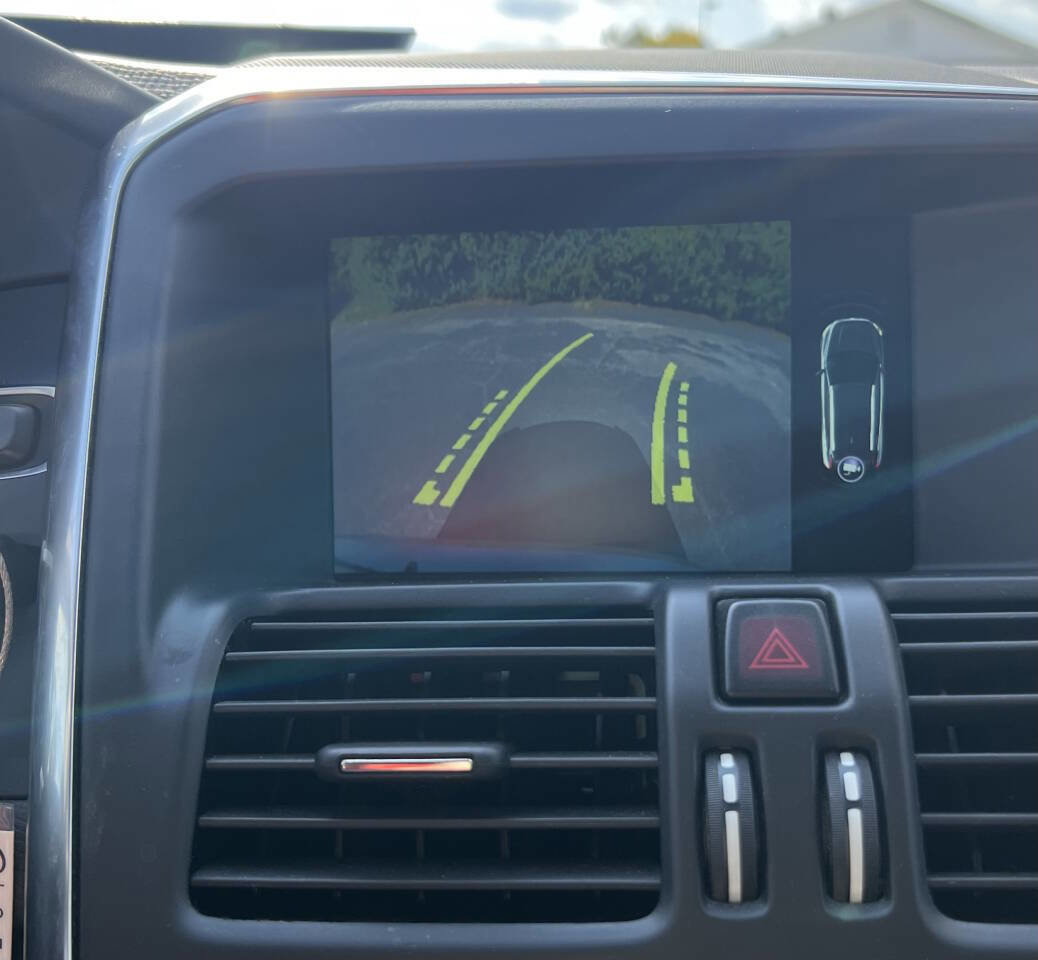 Used 2017 Volvo XC60 T5 Inscription w/ Advanced Package AWD/4WD image 26