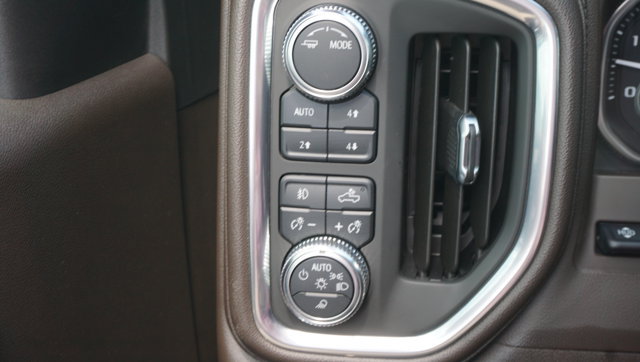 Certified 2021 GMC Sierra 3500 Denali w/ Denali Ultimate Package AWD/4WD image 19