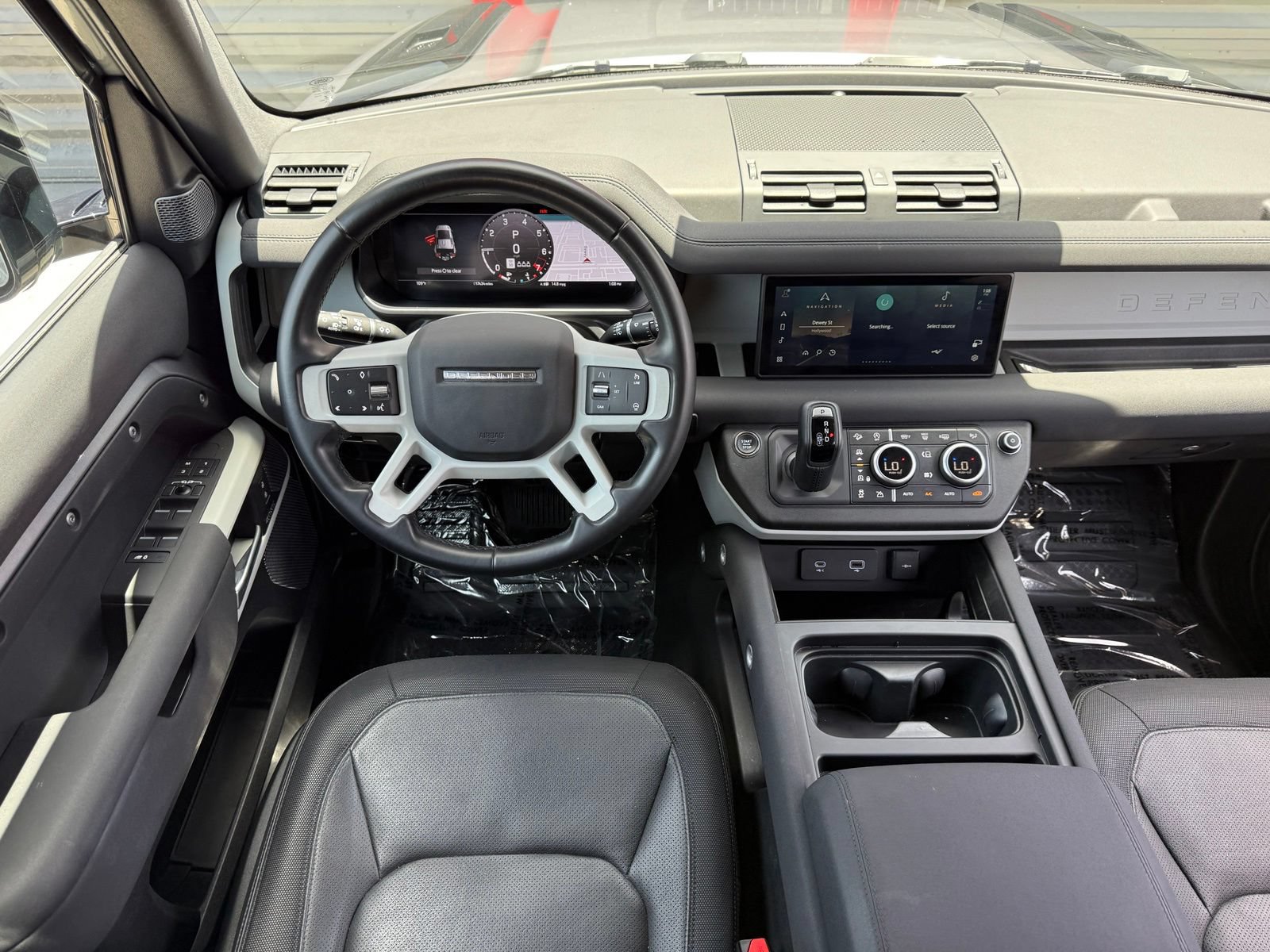 Used 2023 Land Rover Defender 110 X-Dynamic SE AWD/4WD image 36